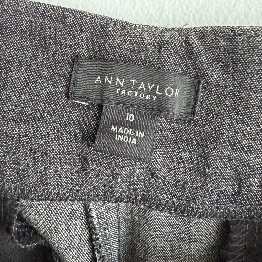 ANN TAYLOR Factory Charcoal Gray Ladies Career Trousers, 10 - Picture 5 of 7